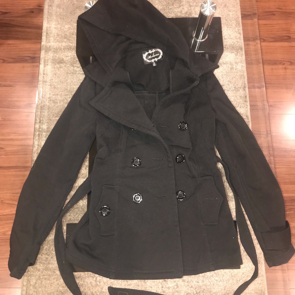 Peacoat in Black!